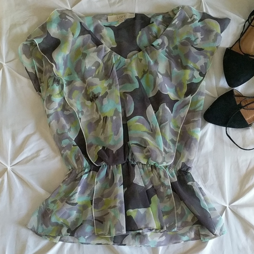 LOFT Frilly Flowy Spring Blouse Purple Gray Green